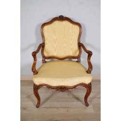 路易十五時期的扶手椅印有Nogaret印章