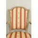 路易十六風格椅子。